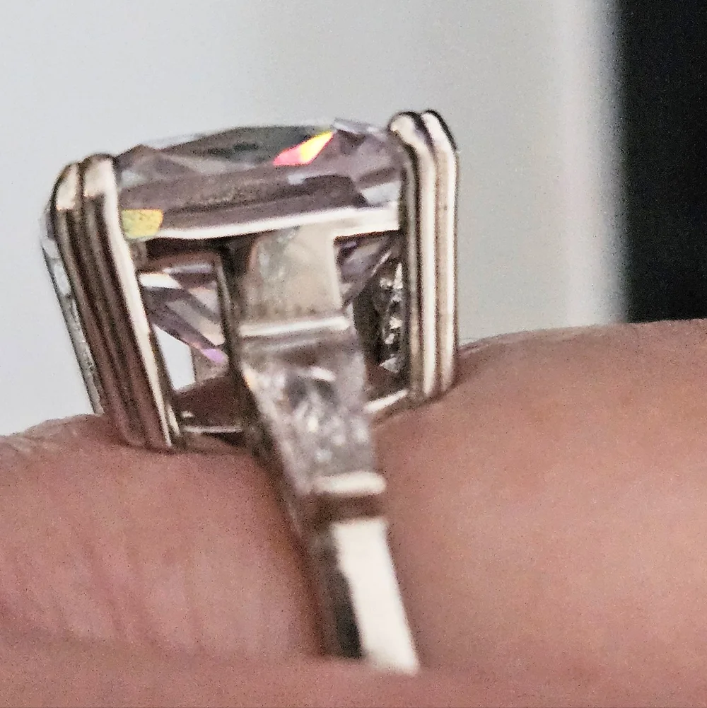 BELLA LUCE DIAMOND SIMULANT SOLITAIRE RING SIZE 8 - Picture 4 of 6